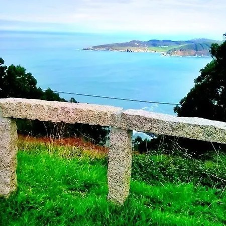 Charming House In Ourol With Mountain View, Large Garden. * Merille