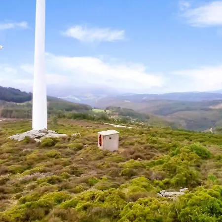 Holiday home Charming House In Ourol With Mountain View, Large Garden. Merille