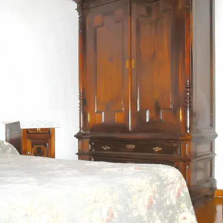 Holiday home Charming House In Ourol With Mountain View, Large Garden. *