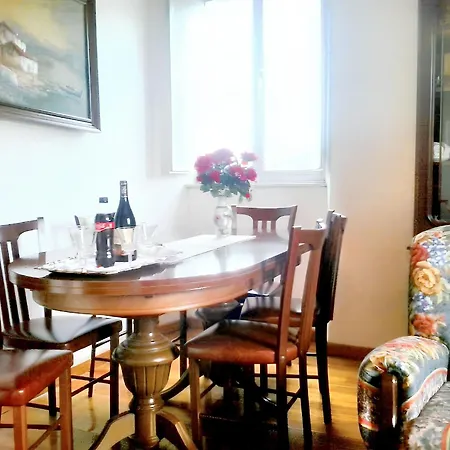 Holiday home Charming House In Ourol With Mountain View, Large Garden.